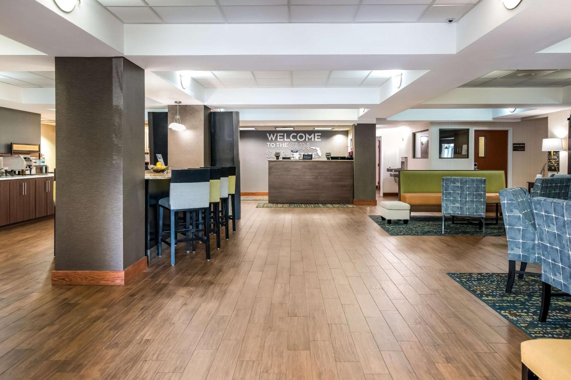 温特黑文希尔顿恒庭酒店 外观 照片
